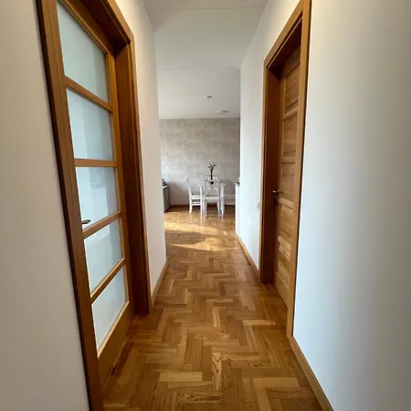 פלאנגה Glamour Central Apartments מראה חיצוני תמונה