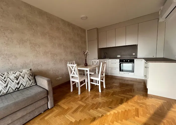 Glamour Central Apartments